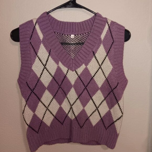 Sweater Vest - Picture 1 of 2